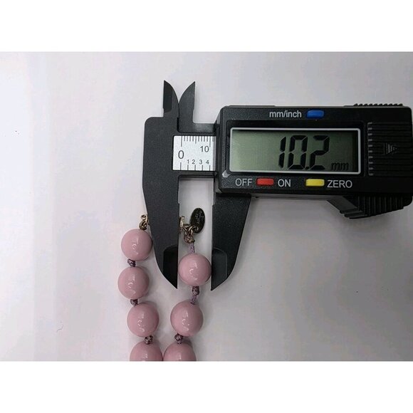 Vtg Les Bernard Inc Necklace Lt Pink‎ Graduated Lucite Beads knotted 18 Inches - Picture 8 of 9